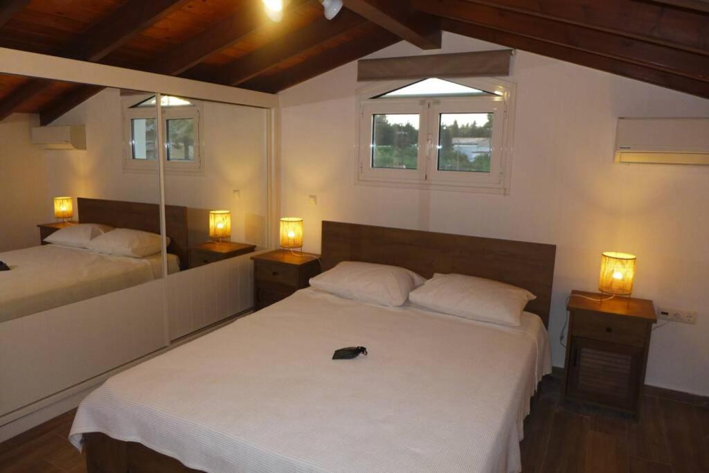 En-Ikia: Spacious And Comfortable 2 Bedroom Apartment *