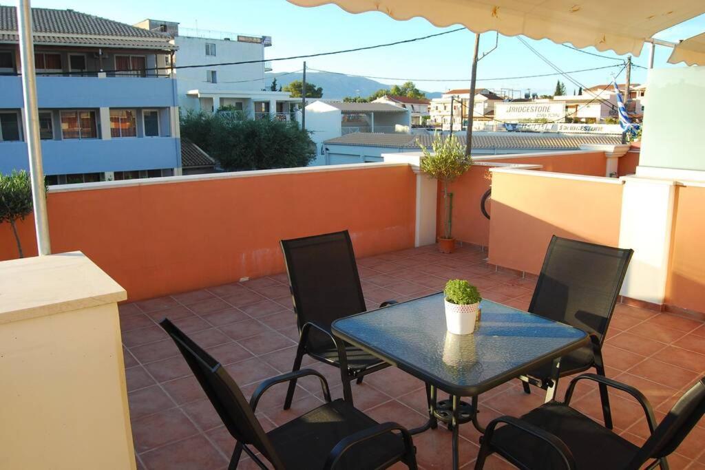 En-Ikia: Spacious And Comfortable 2 Bedroom Apartment * Corfu (city)